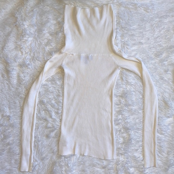 Express Stretch Turtleneck Sweater Size XS Cream Color - Picture 4 of 8